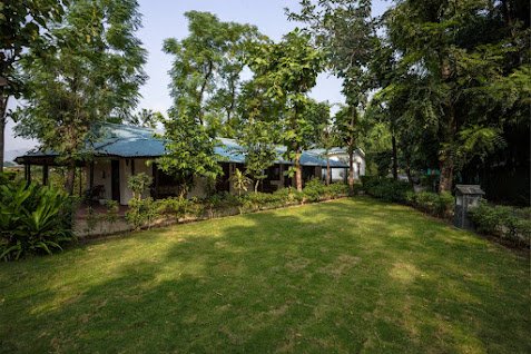 Ashoka Tiger Trail - Exterior View & Grounds - Gola Holidays